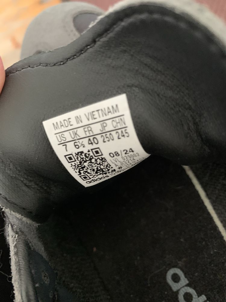Sprzedam adidasy org