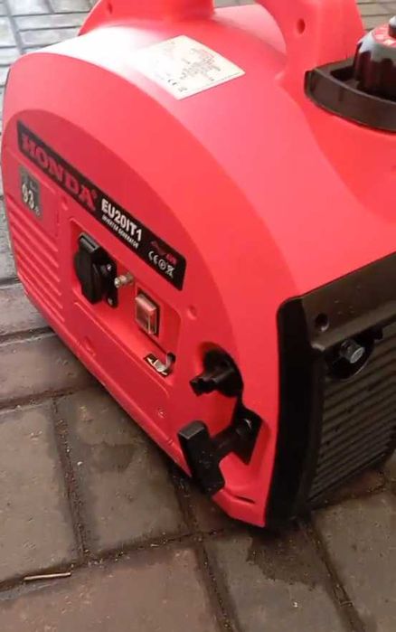 Генератор инверторный бензиновый HONDA 2.0/2.2кВт генератор бензиновий