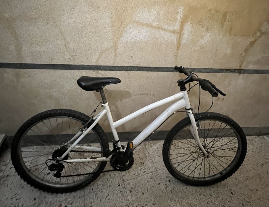 Bicicleta branca