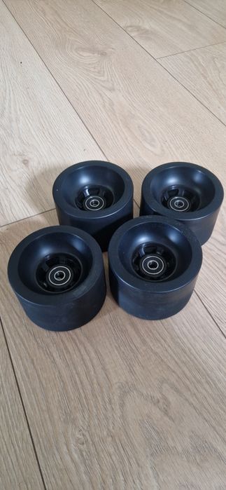 Koła do eskate z łożyskami