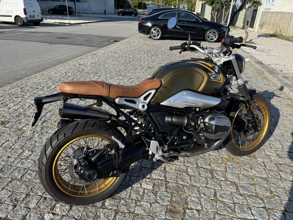 BMW R NineT Scramble 2021