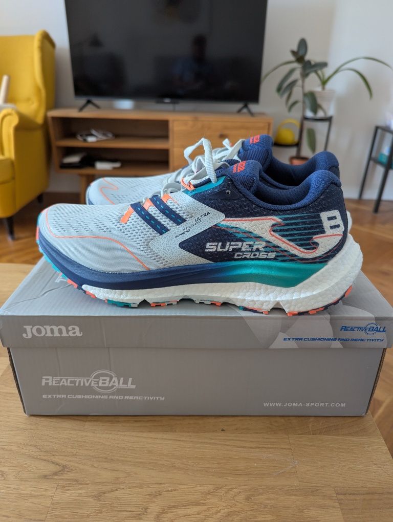 Бігові кросівки Joma Super Cross 2312 нові