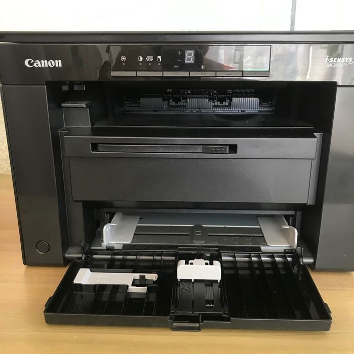 Принтер Canon MF3010