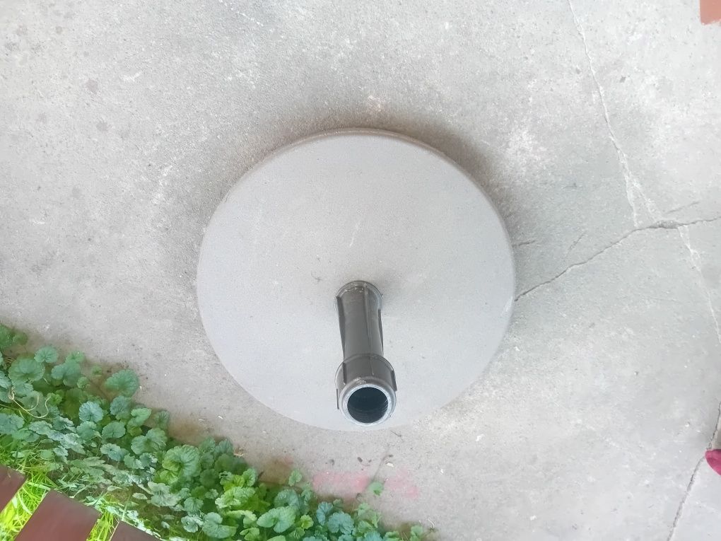 stabilny stojak pod parasol