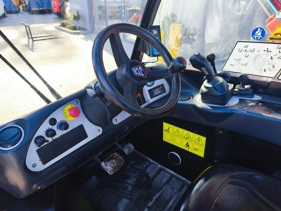 JCB 520-40  Ładowarka / JCB 525-60 Manitou MLT625