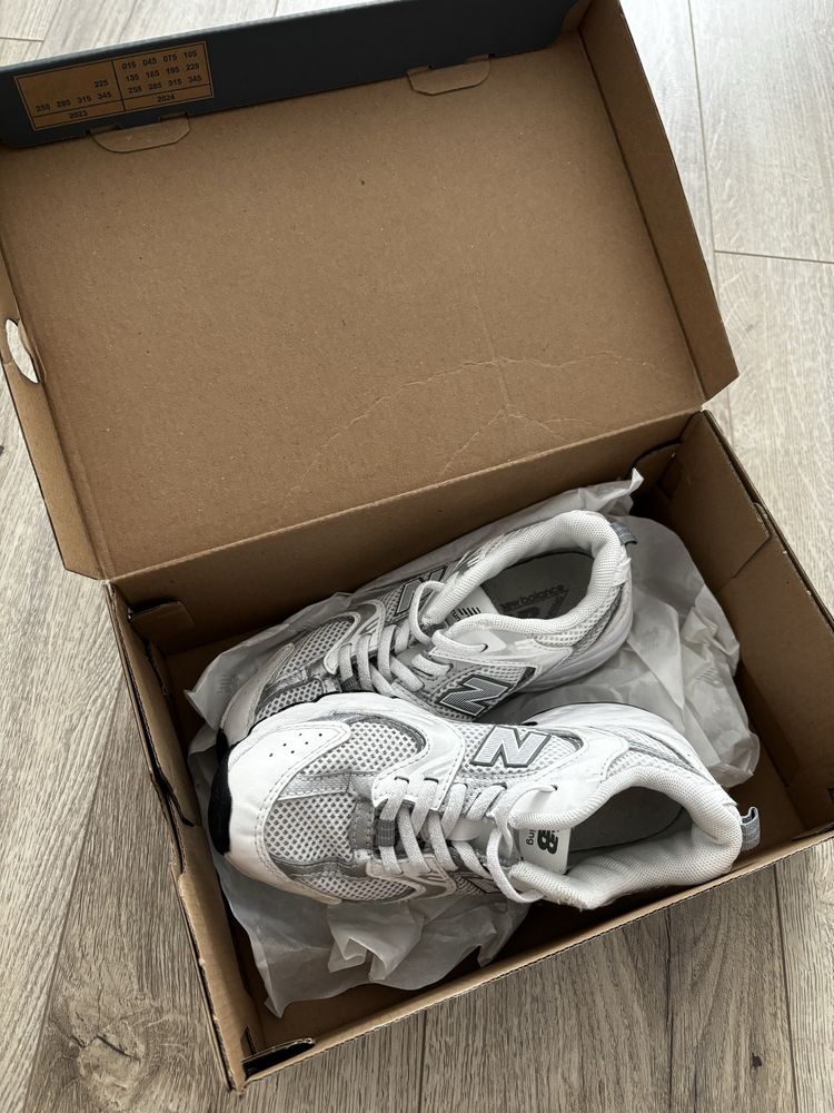 Кросівки new balance 530