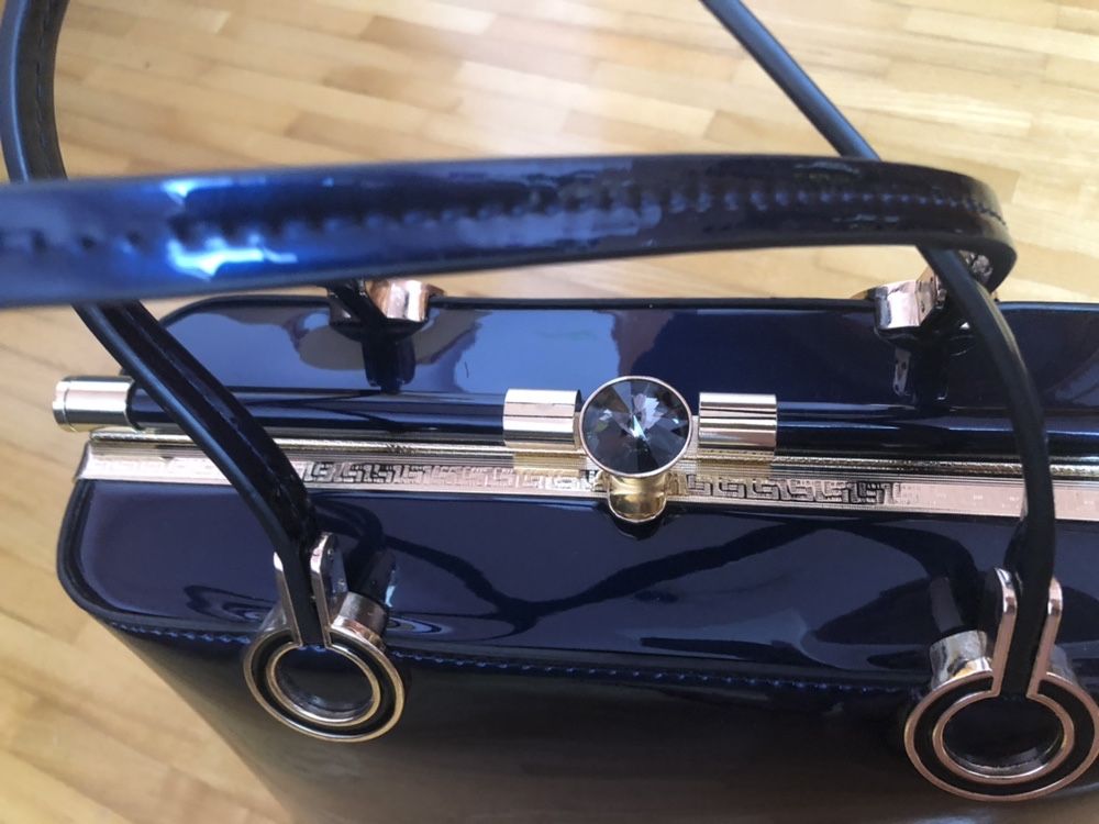 Torebka damska bardzo elegancka