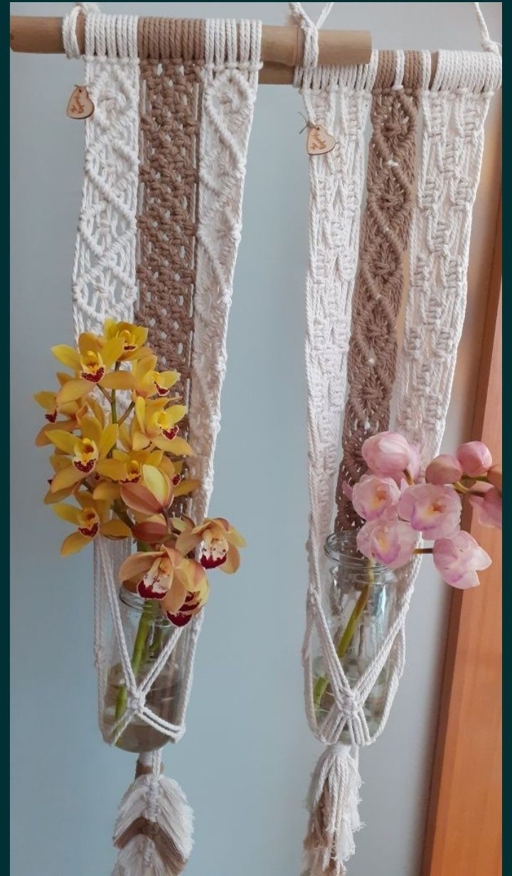 Peças artesanais em macramé