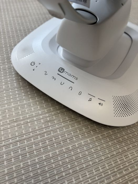 Центр 4moms MamaRoo 5.0