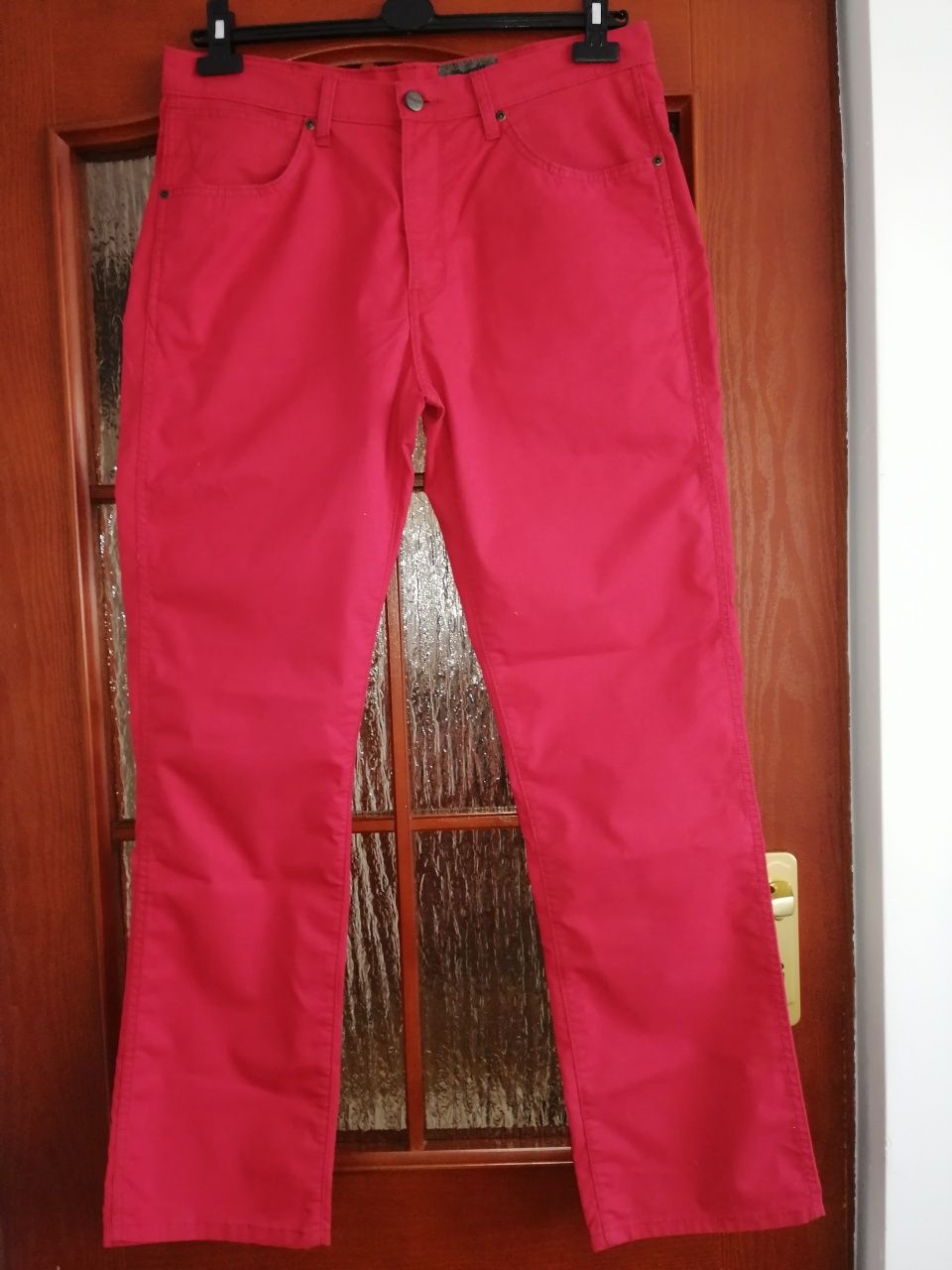 Nowe  spodnie męskie Wrangler Arizona rozmiar 35/32 pas 92cm