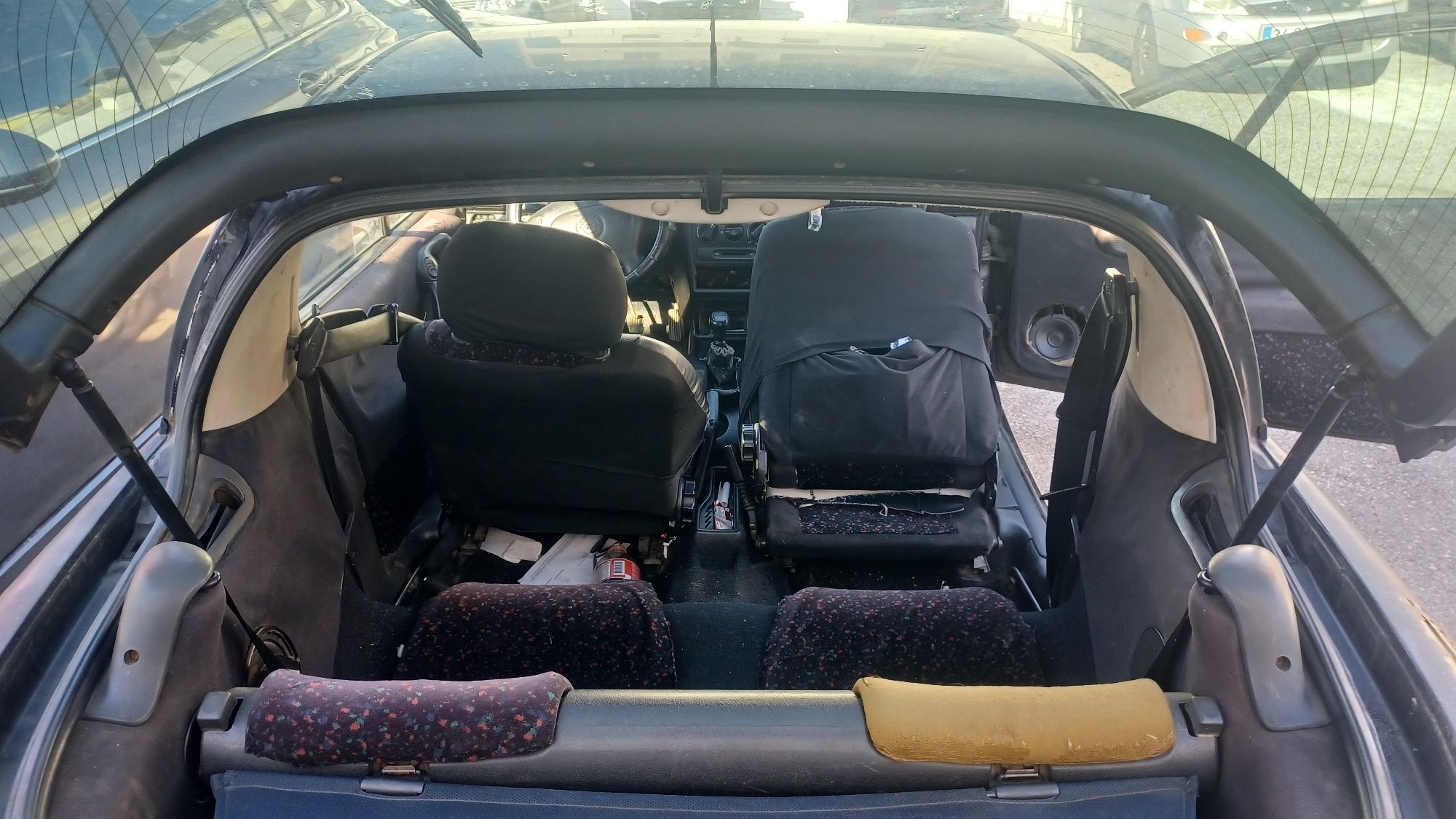 Opel Tigra 1.4  90CV (Avariado)