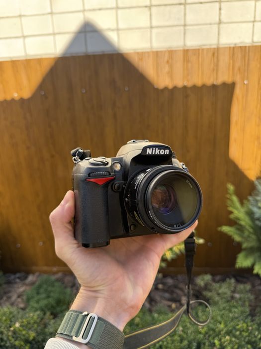 Фотоапарат Nikon d7000