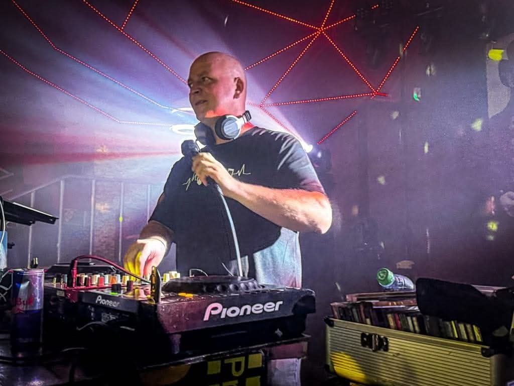 DJ.- WESELA  18-STKI   Imprezy Okolicznościowe