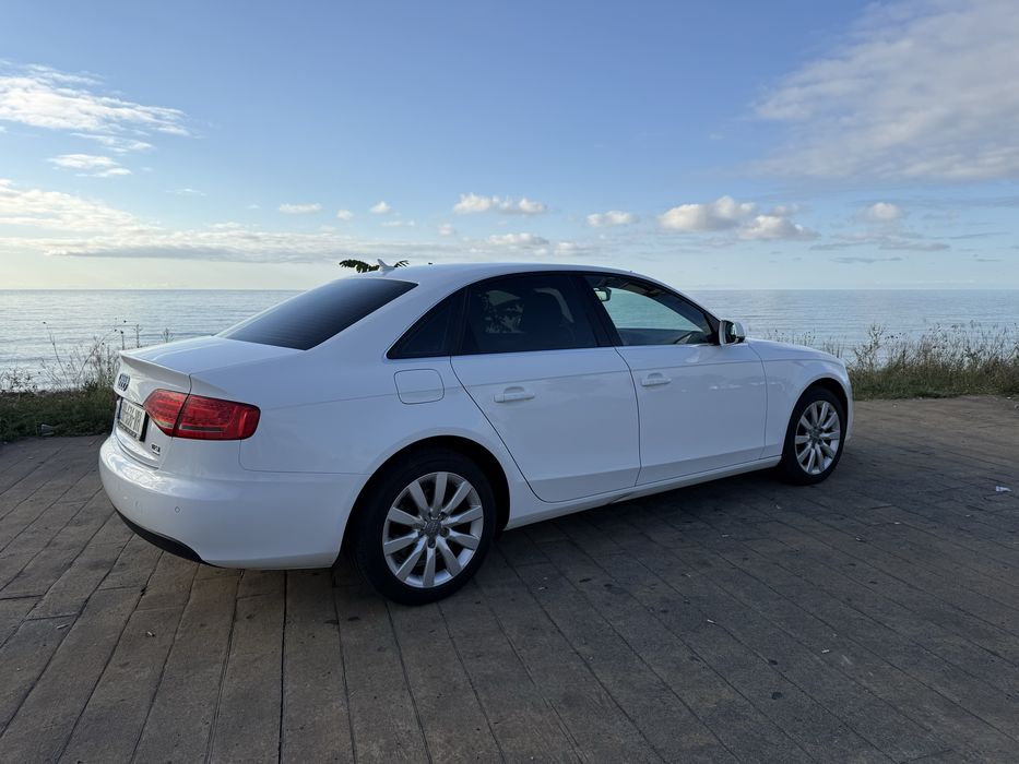Продам Audi A4 2010
