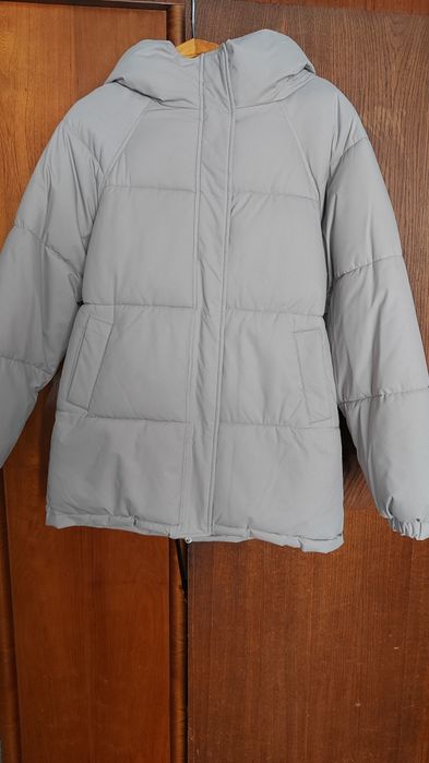 Продам зимову куртку