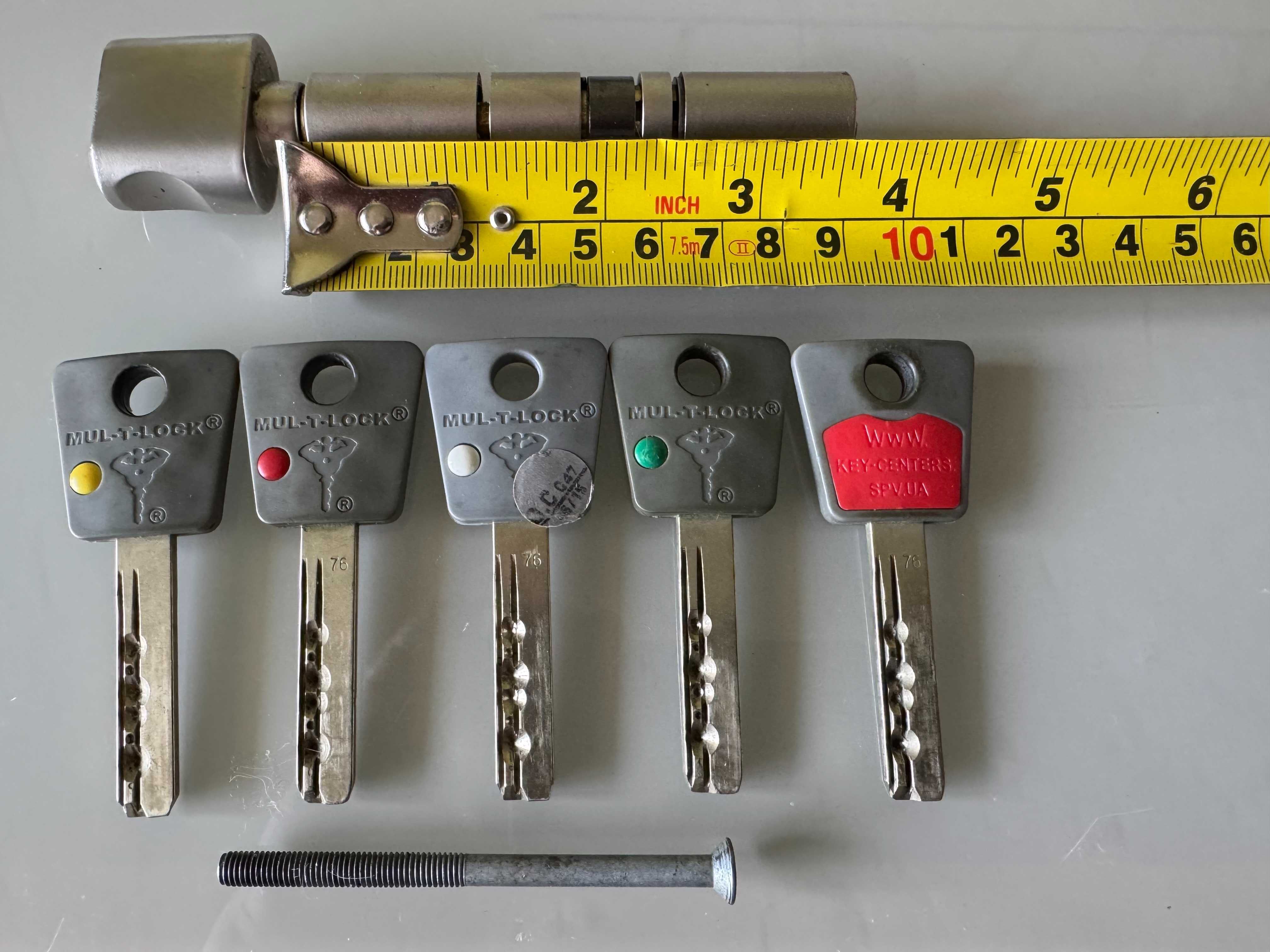 Цилиндр замка Mul-T-Lock (Израиль).