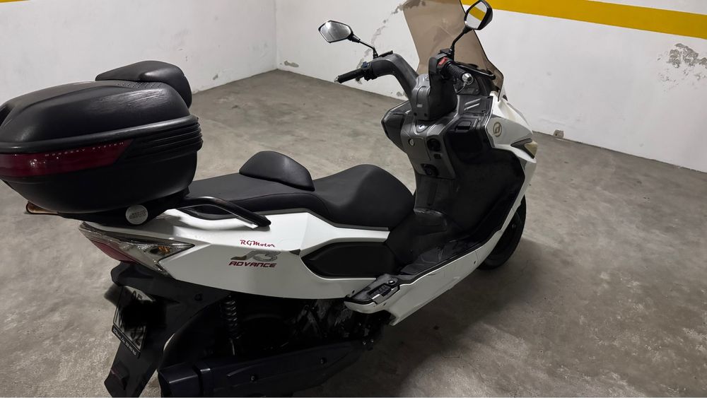 Vendo DAELIM SV 250