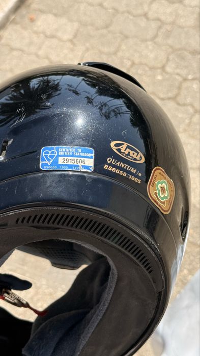 Capacetes arai bom estado