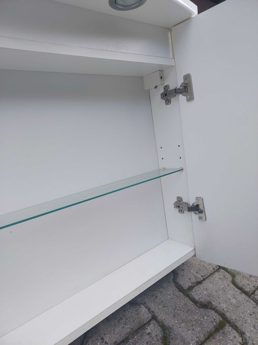 Szafka łazienkowa  wisząca  z lustrem biała