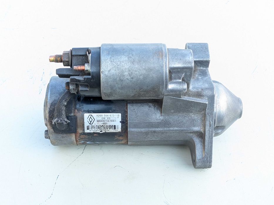 Стартер Renault Kangoo Scenic Megane Dacia Logan Nissan Qashqai 1.5dci