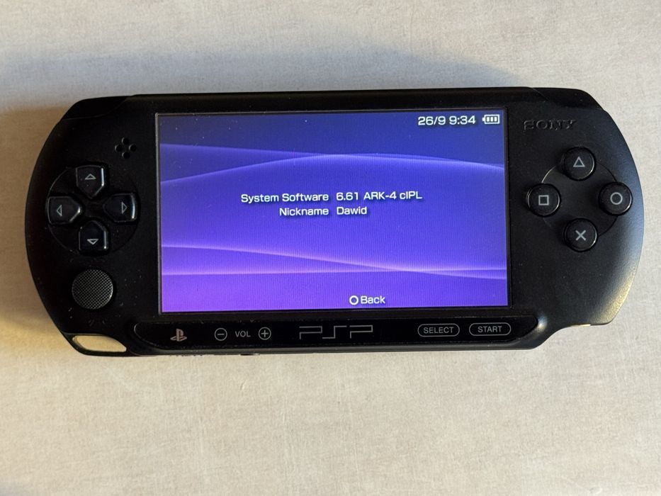 Sony PSP przerobiona ARK-4, bateria 1800mAh, karta pamięci 32GB