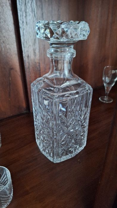 Garrafa meio cristal para licor