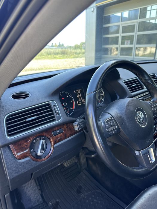 Volkswagen Passat 2.0 TDI SEL