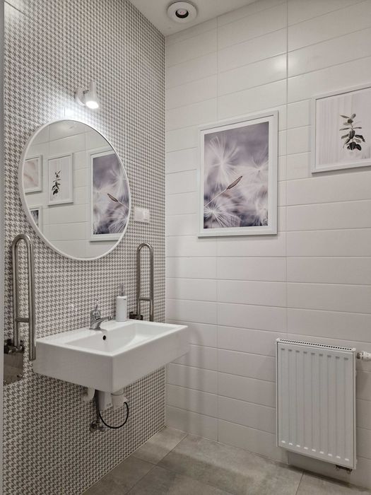 Wynajmę lokal biurowo - usługowy o pow. 68 m2 w ścisłym centrum miasta