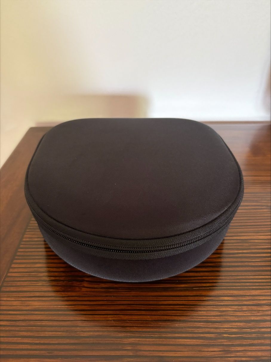 Caixa rígida para Bang & Olufsen Beoplay Portal