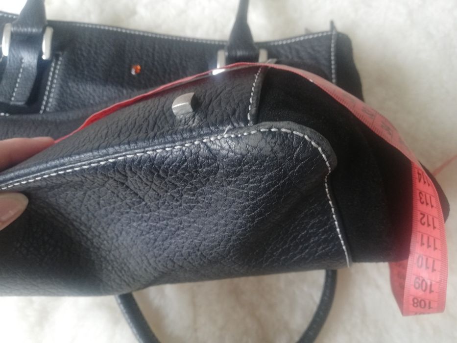 Czarna elegancka torba firmy Batycki