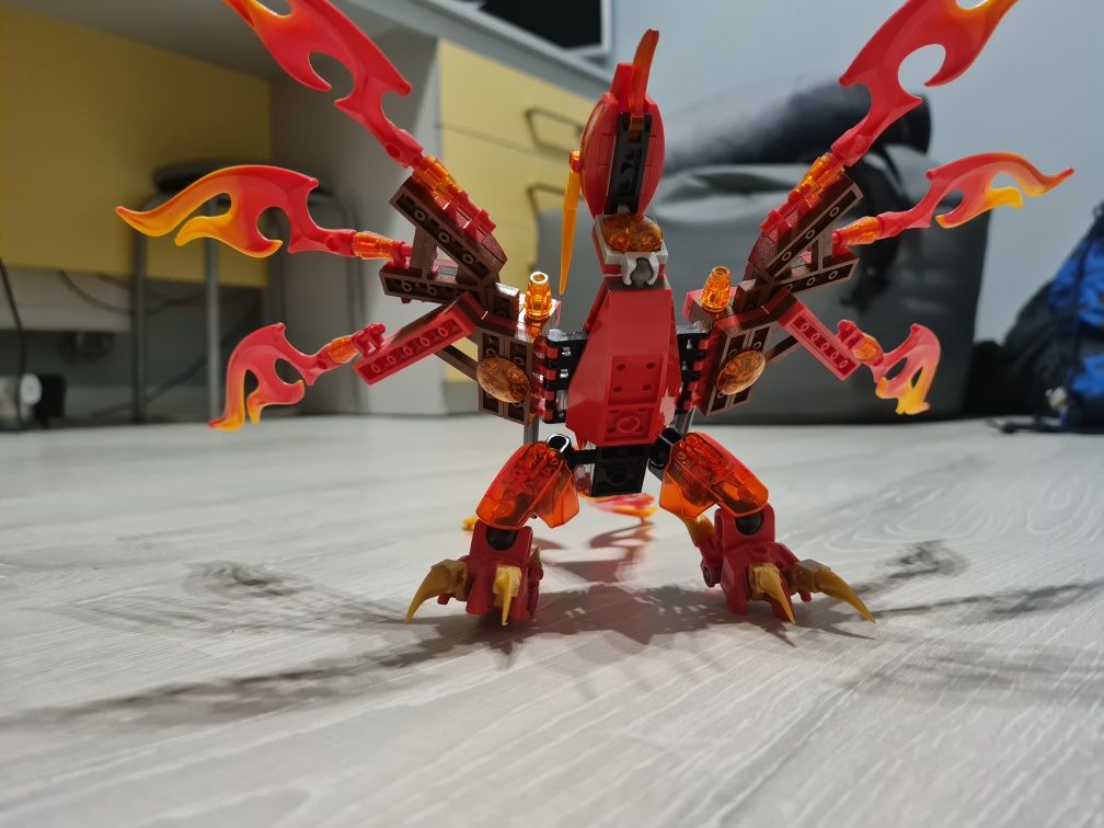LEGO Phoenix (feniks]