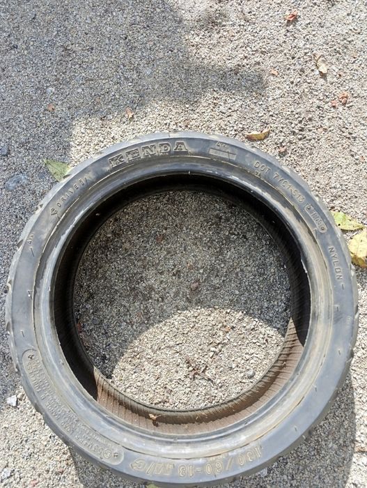 Покришка на 13, на скутер.