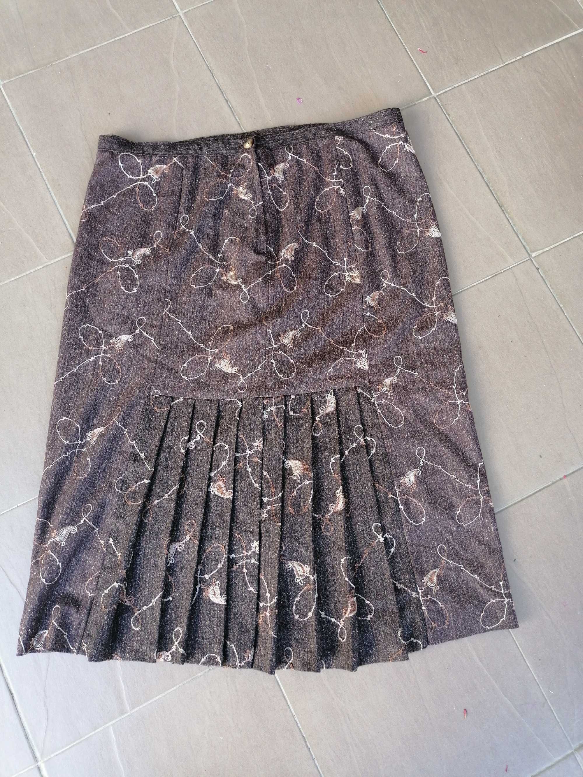 Conjunto saia e colete tm 50