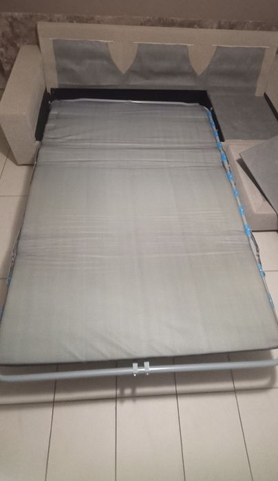 Sofá , 3 lugares,  cama com chaise longue direito ou esquerdo