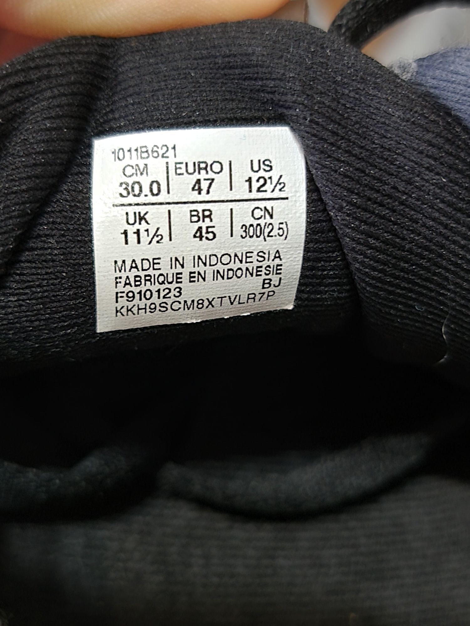 Оригінал 100% кросівки чоловічі asics comulus 26 eur 47