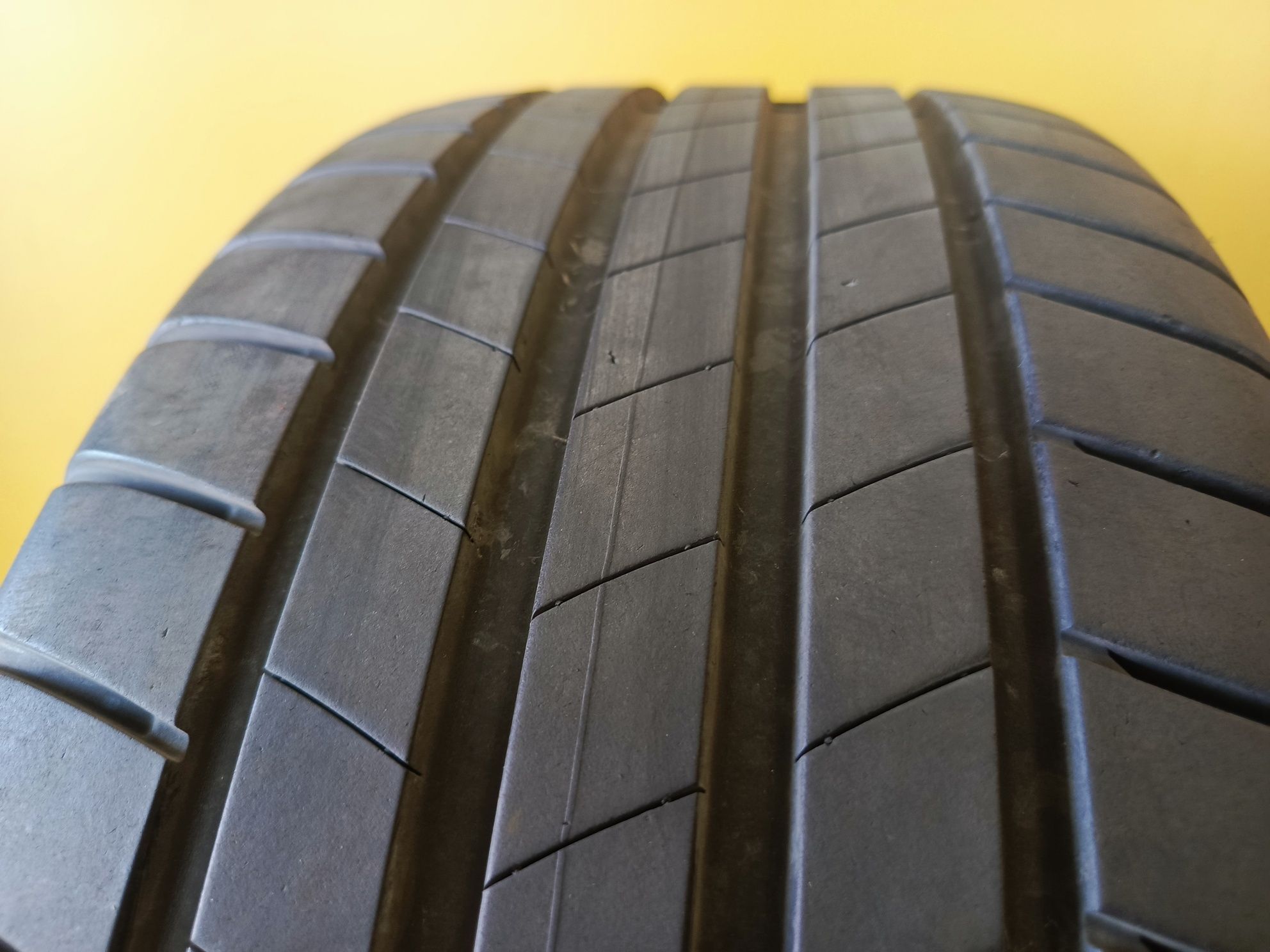 1 opona używaną letnią BRIDGESTONE TURANZA 225/50/17 98Y