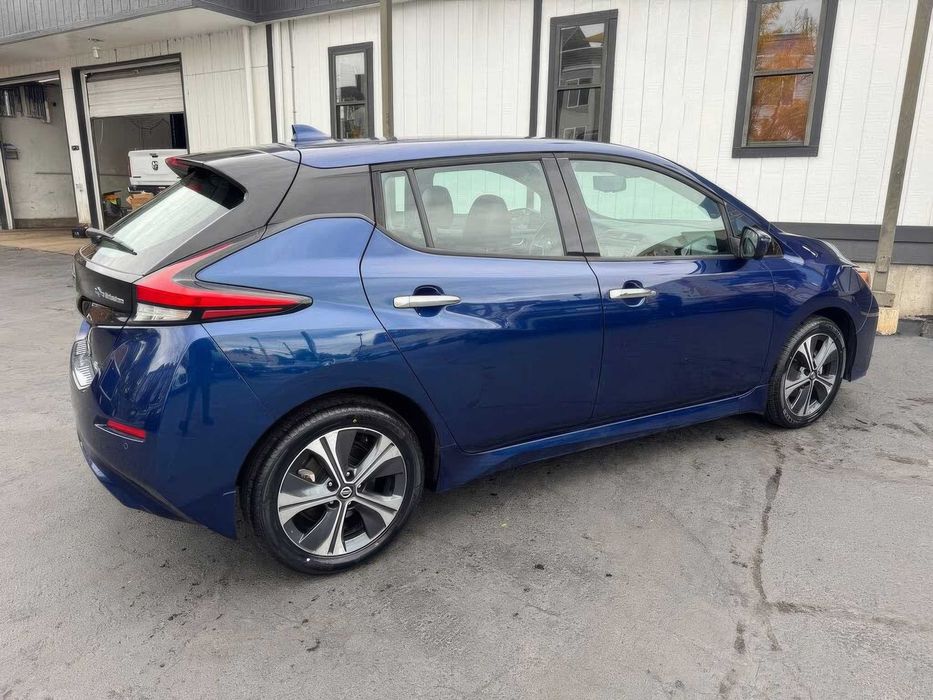 Nissan LEAF SL Plus      2020