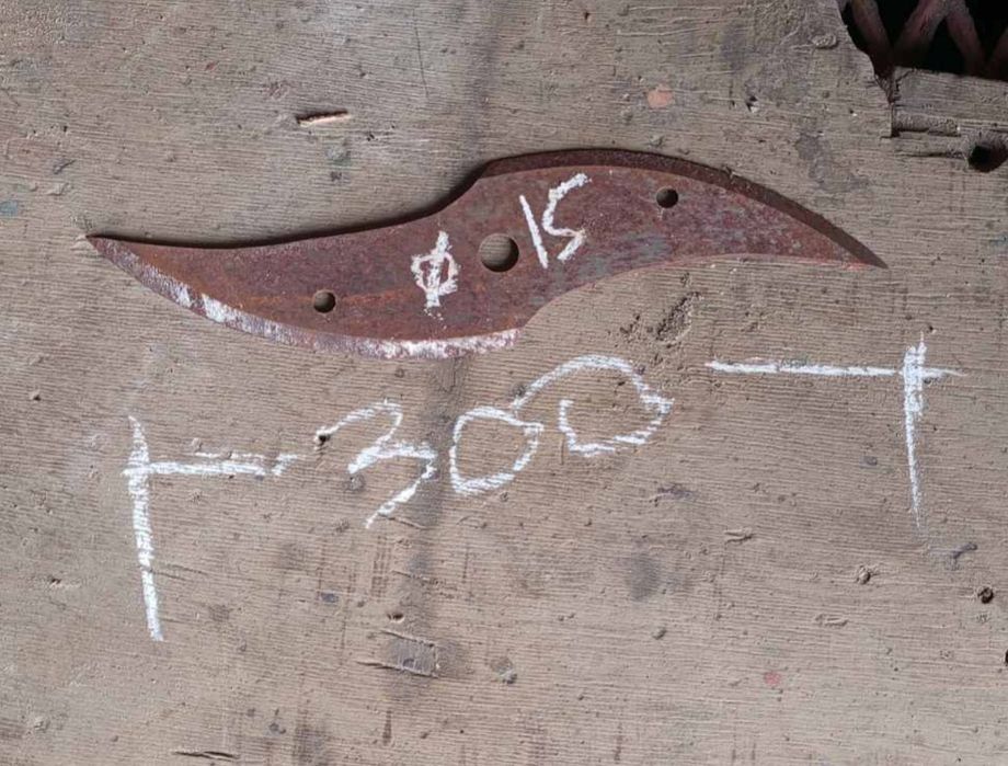 Нож для корморезки