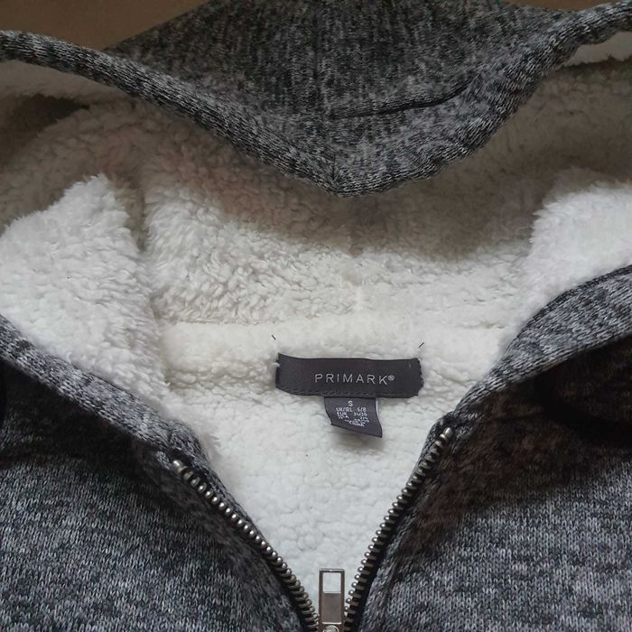 Новий худі сірий з штучним хутром всередині дуже теплий реглан