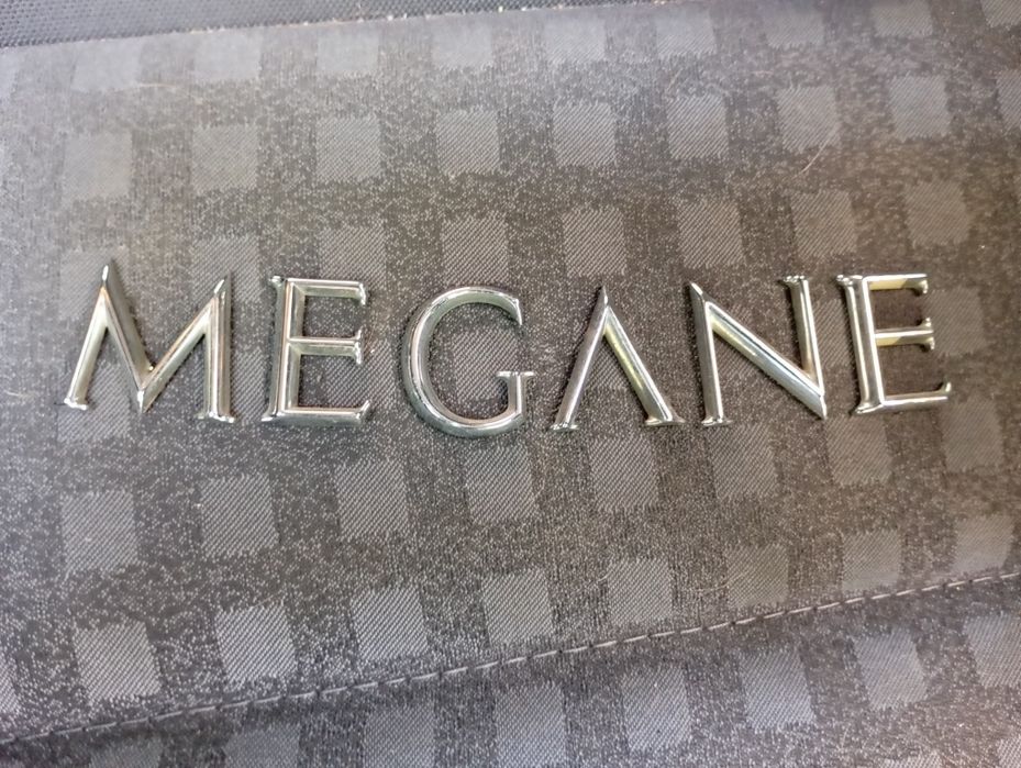Буквы Ляды Рено Меган 2