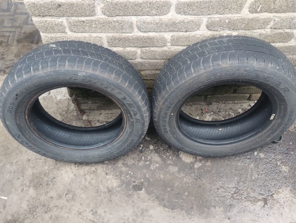 Бу резина 205/65r16 два колеса