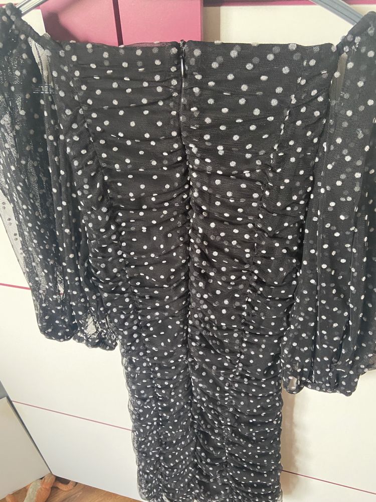 Czarna sukienka w groszki Zara XS
