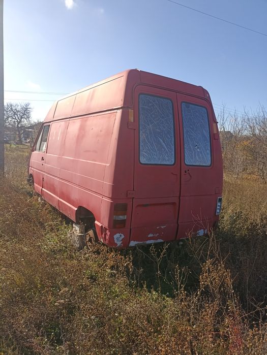Продам Рено трафик 1986г.