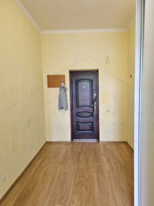 2 кімн квартира 72м2 з індивідуальним опаленням - Центральний Ринок-KI