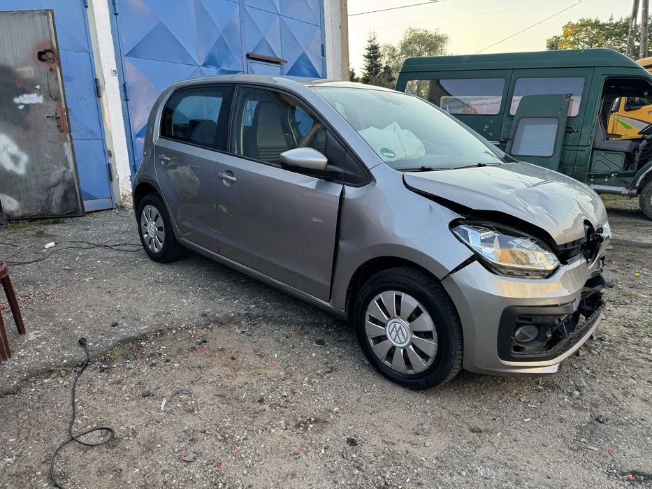 Vw up rok 2020 1.0 benz klima