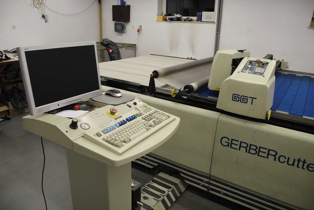 Cutter do tkanin  Gerber S-3200