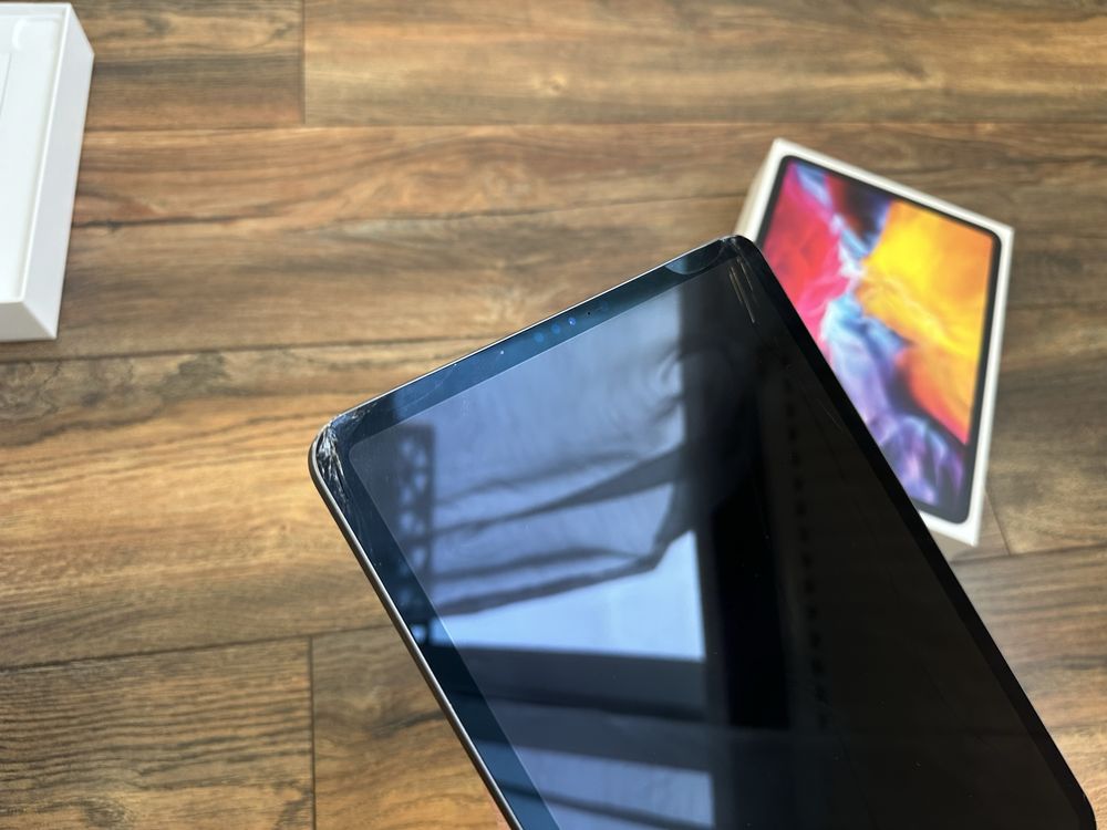 IPad Pro 2020 рік 512gb 11’ wi-fi