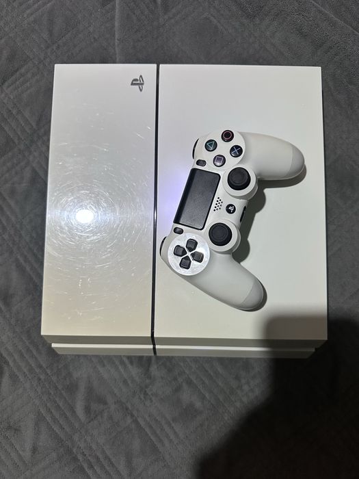 Playstation 4 Branca + Comando