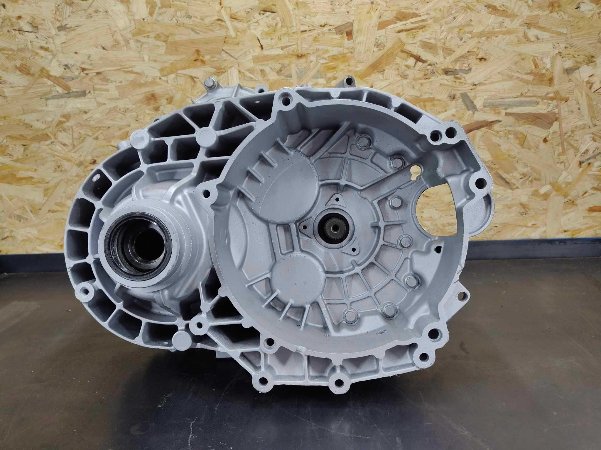 Skrzynia biegów HRU 2.5TDI Vw Transporter T5 Multivan Gwarancja !