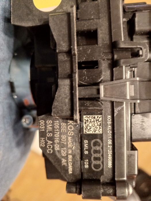 Audi A8  D5 przełącznik zespolony ORI